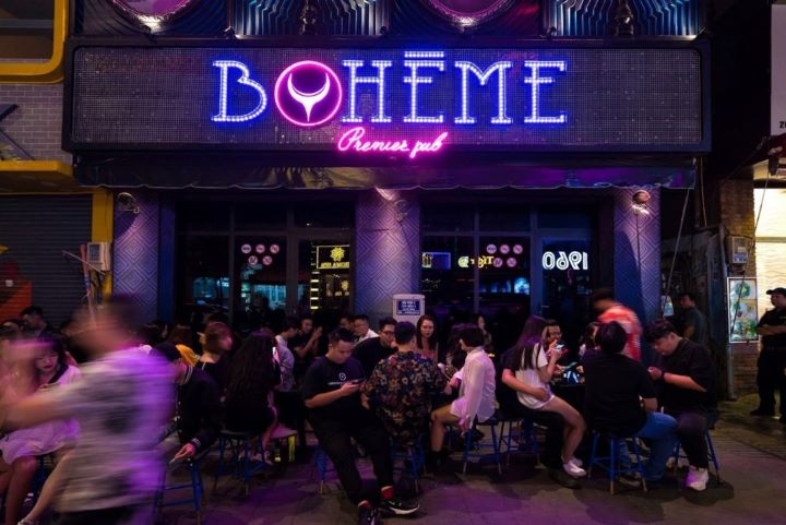 Boheme Bar - tụ điểm ăn chơi nổi tiếng của giới trẻ Sài Thành