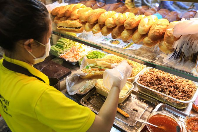 Bánh Mì Đặc trưng người Sài Gòn 