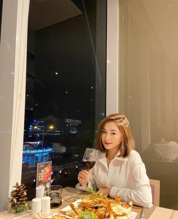 Nhà hàng Liberty sở hữu chiếc view cực chất ngắm trọn Sài Gòn