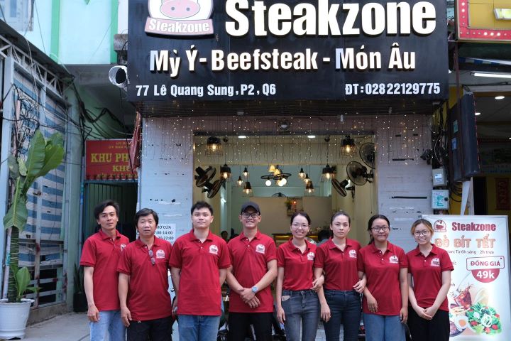 Steakzone thu hút được nhiều thực khách nhờ các món Âu chất lượng