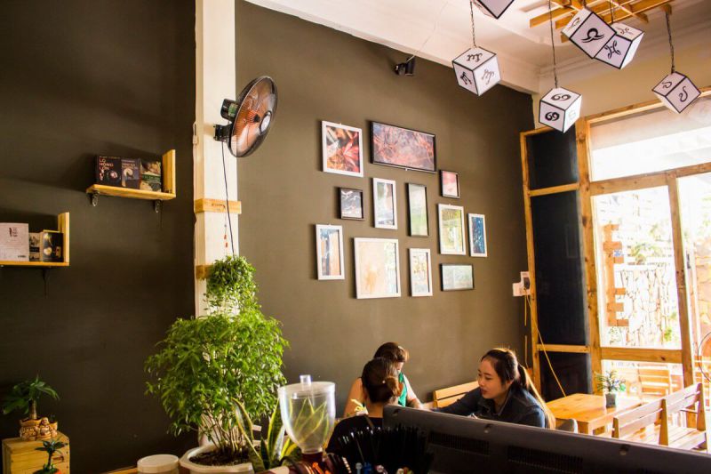 Cafe 24 Bình Thạnh: Điểm hẹn siêu chất cho cú đêm