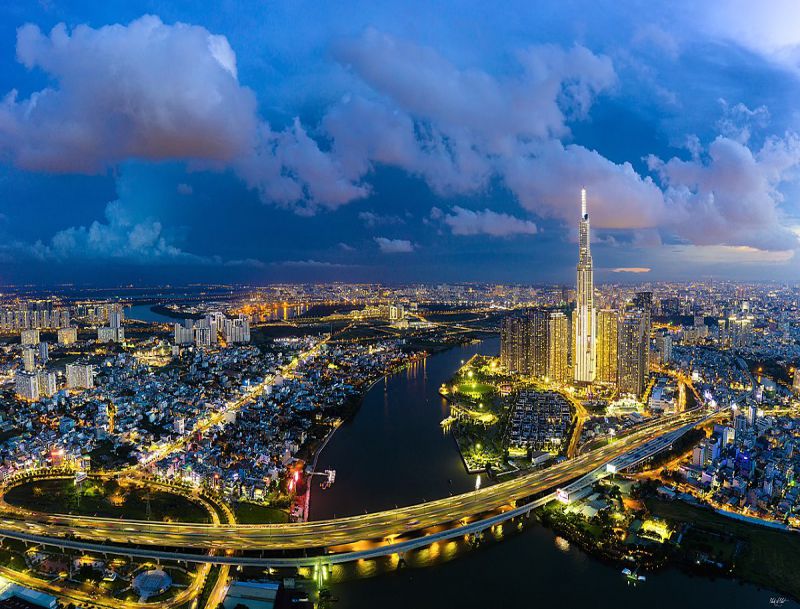 Cầu Sài Gòn - Biểu tượng nổi tiếng của thành phố