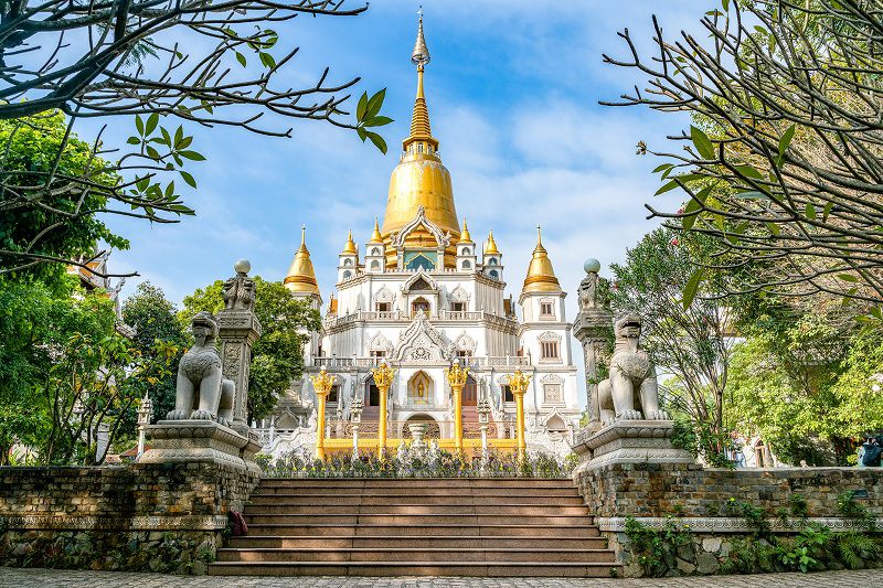 Những chùa đẹp tại Sài Gòn thiêng liêng nhất