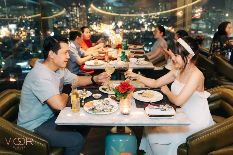 Tận hưởng nhà hàng lãng mạn dành cho đôi tại Sài Gòn