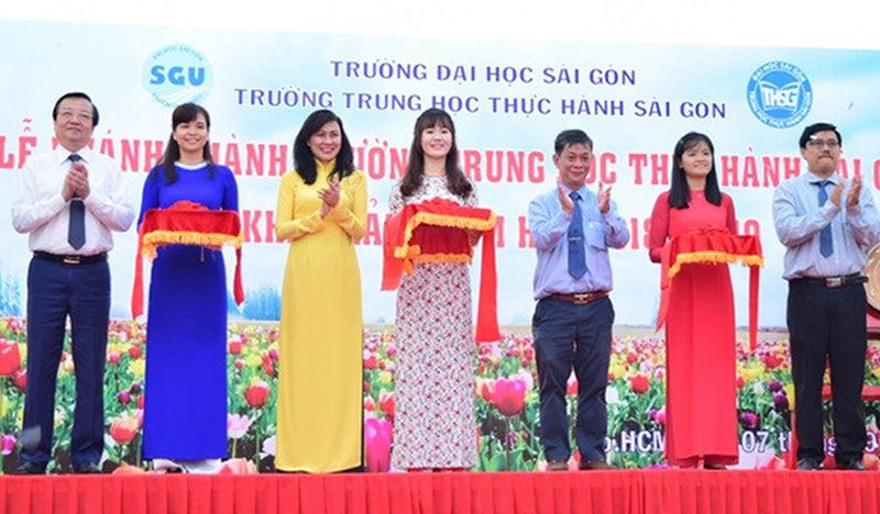  Trung Học Thực Hành Sài Gòn: Xứng Danh Trường Học Vượt Bậc