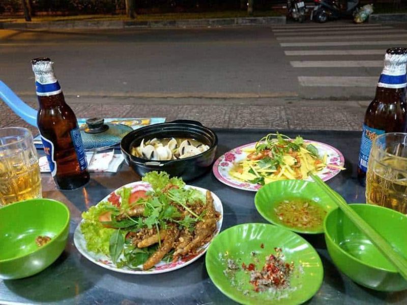 Quán Nhậu Sài Gòn: Hương vị ngon, giá cả hợp lý, ngồi lai rai cùng bạn bè